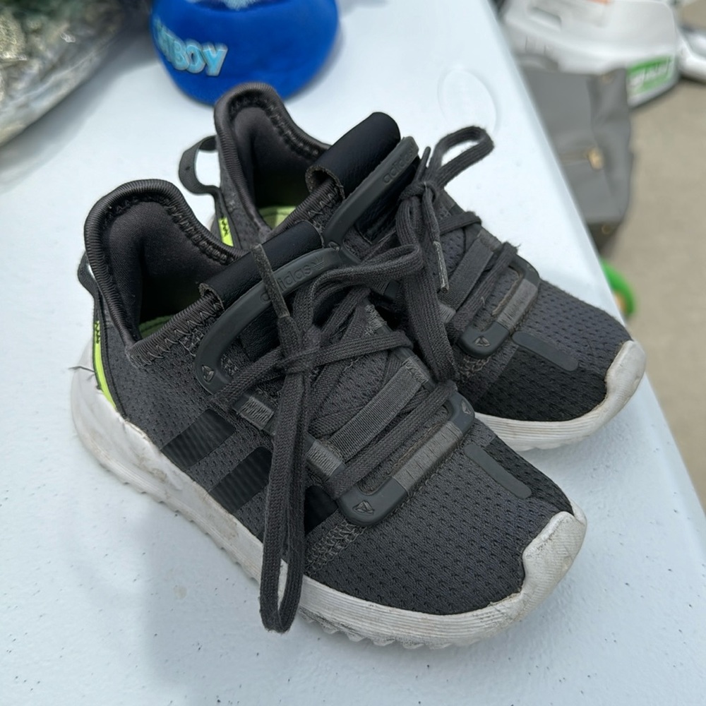 Adidas size 8
